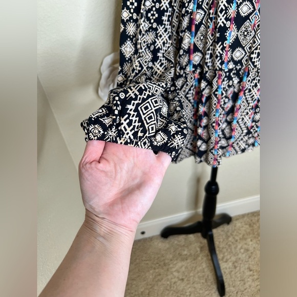 NTM: Savanna Jane Aztec Print Black & Cream Tunic Sz Large - Picture 7 of 16
